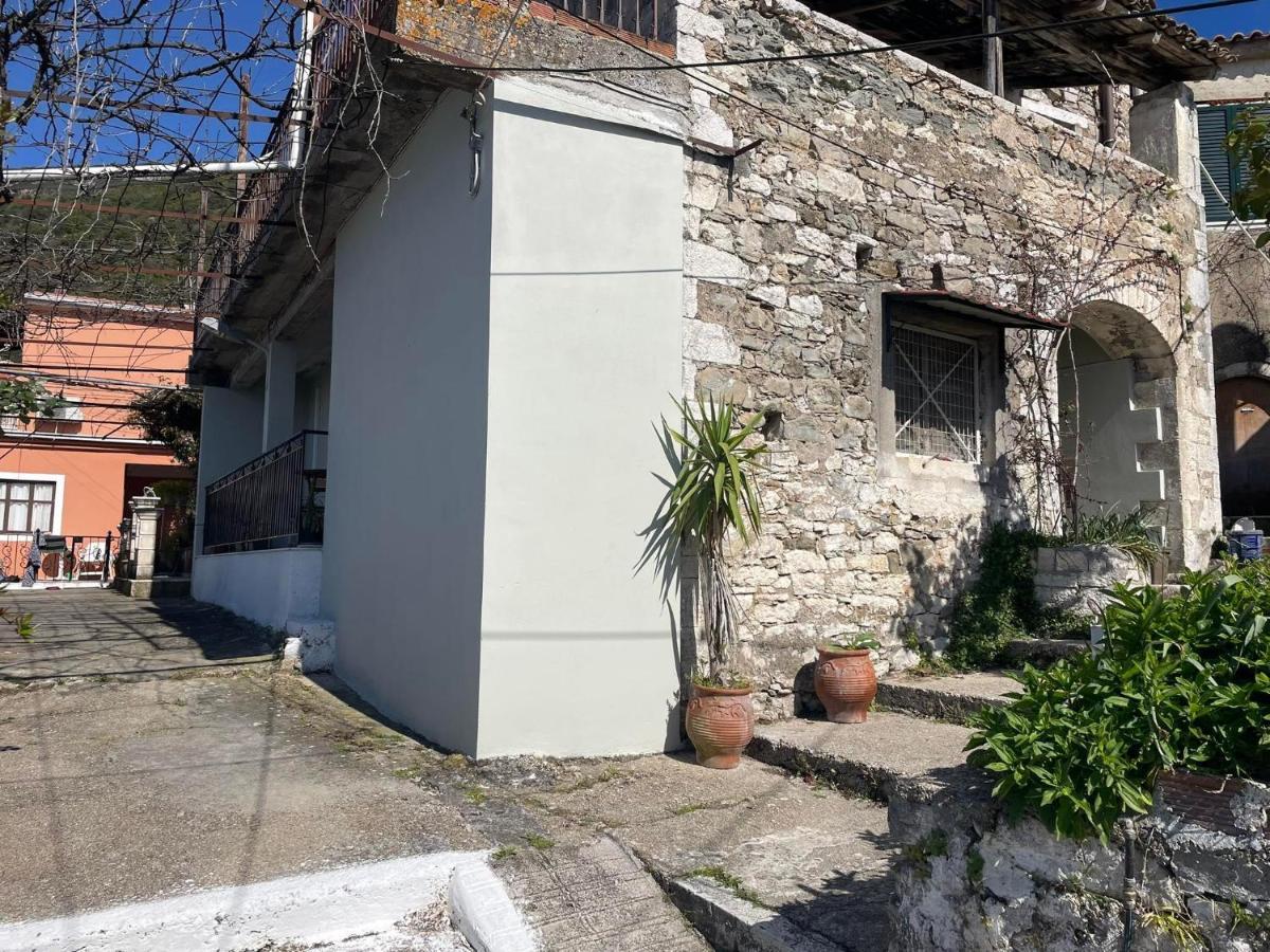 Vanthoulas House * Episkepsis